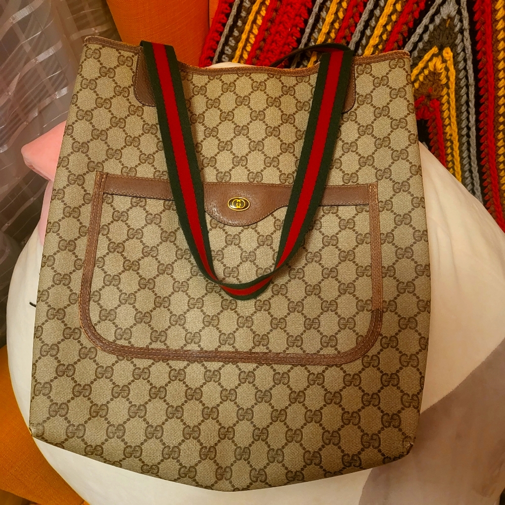 AUTHENTIC GUCCI monogram tote bag.